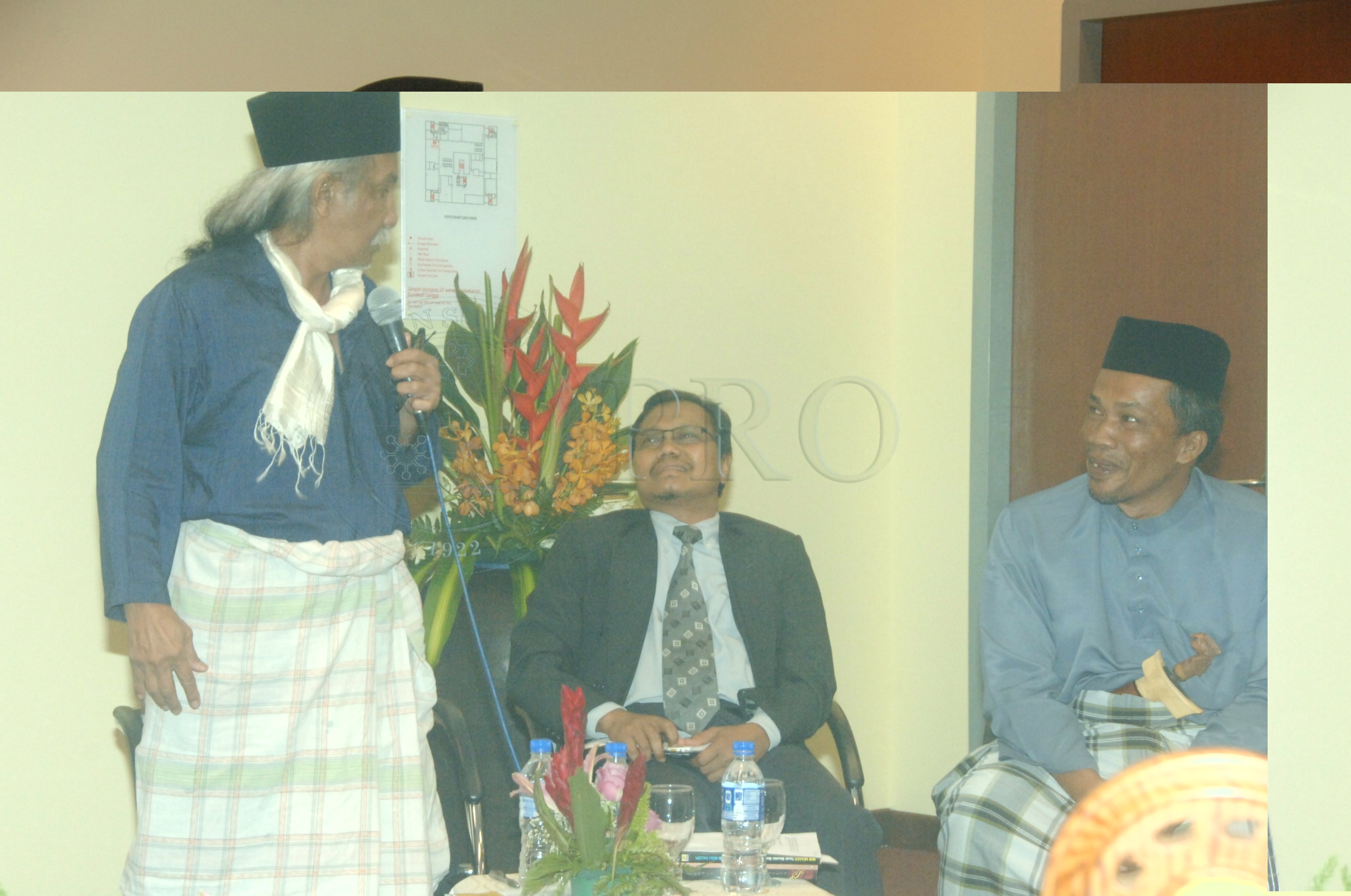 PRO 14 33 WACANA FBA 0240